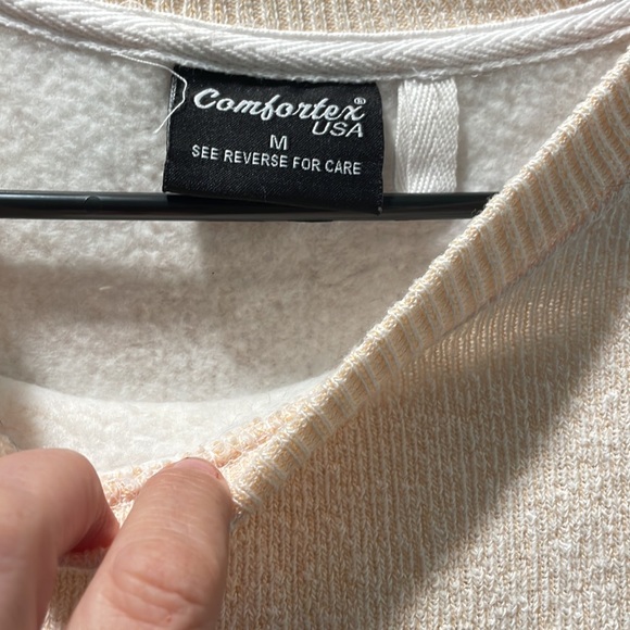 NEW Sweater Style Sweatshirt - Picture 4 of 6